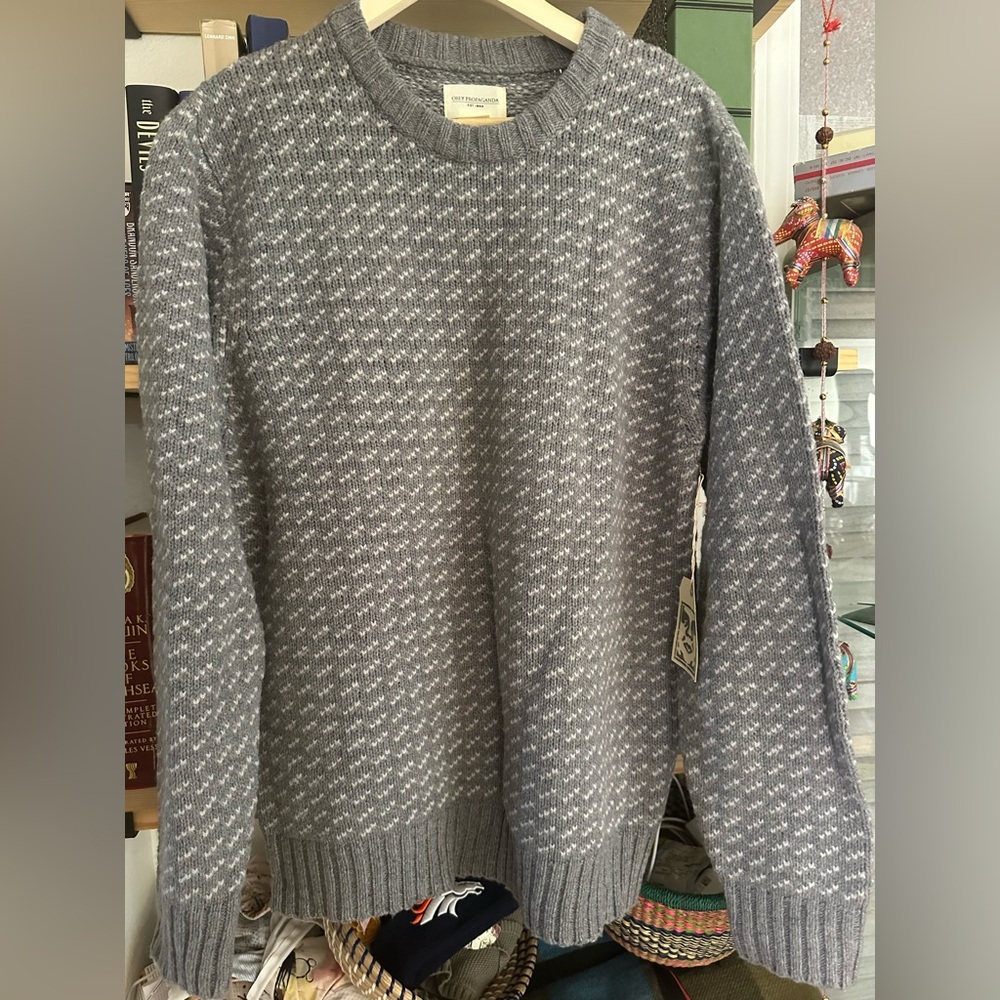 Obey Wool Sweater - Picture 1 of 5